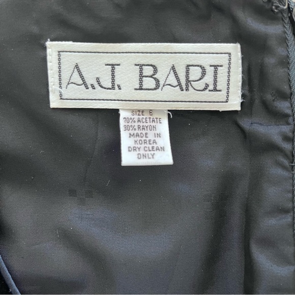 Sleeveless black velvet A.J. Bari evening dress, size 6. - Picture 3 of 3